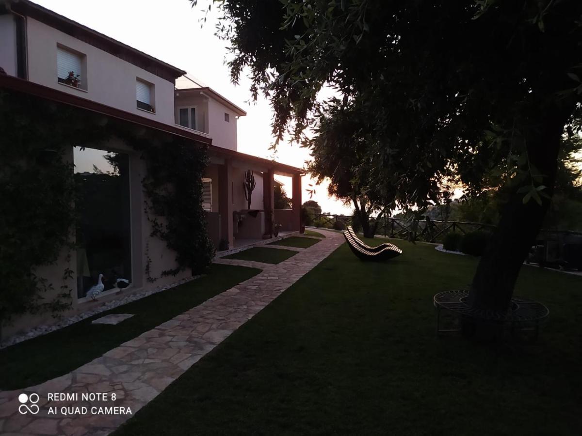 Volver Bed & Breakfast *
